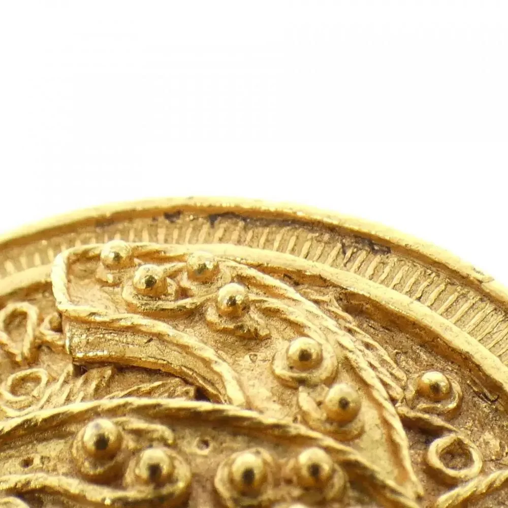 CHANEL Gold Brooch